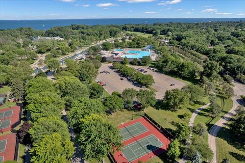 A home in Grosse Pointe Woods