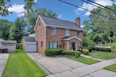 A home in Grosse Pointe Woods