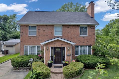 A home in Grosse Pointe Woods