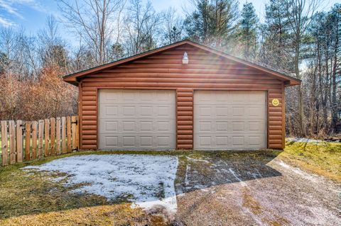 A home in Richfield Twp