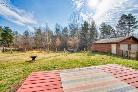 A home in Richfield Twp