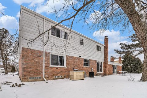 A home in West Bloomfield Twp