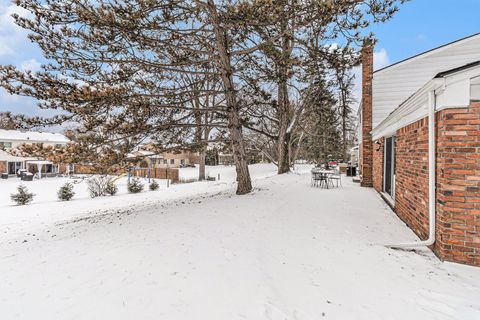 A home in West Bloomfield Twp