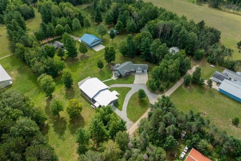 A home in Reeder Twp