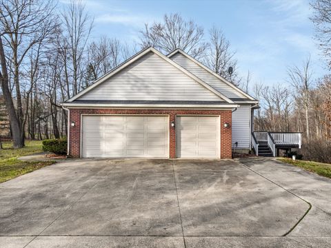 A home in Hartland Twp