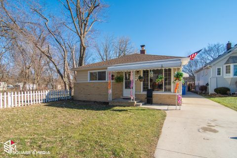 A home in Dearborn Heights