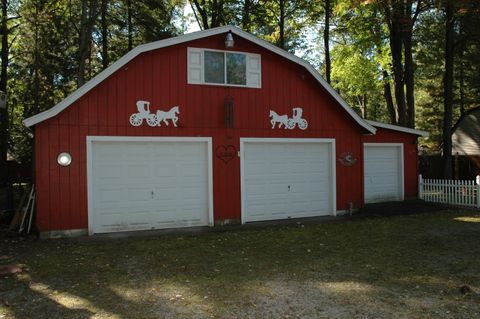 A home in Oscoda Twp