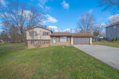 A home in Fenton Twp