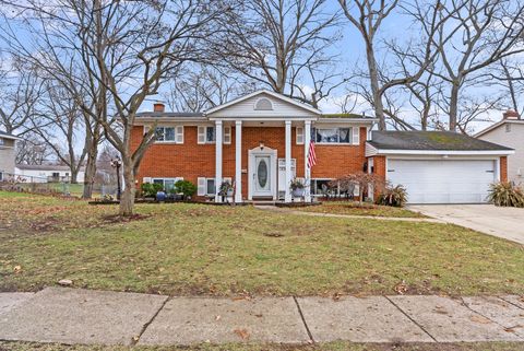 A home in Waterford Twp