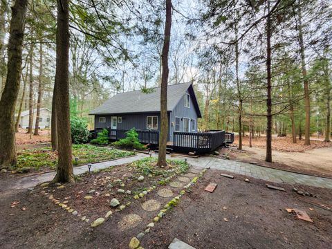 A home in Benona Twp