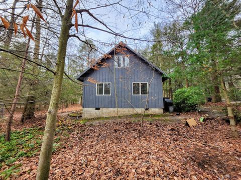 A home in Benona Twp