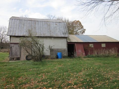 A home in Waverly Twp