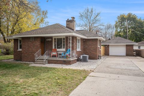 A home in Spring Lake Vlg