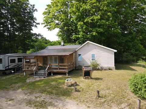 A home in Chestonia Twp