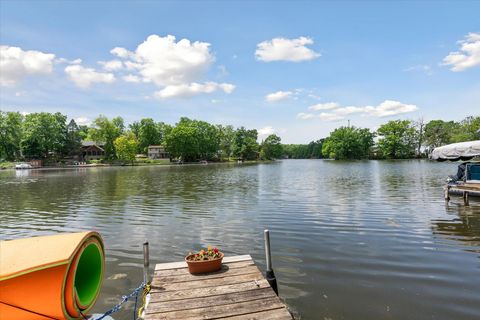 A home in Putnam Twp