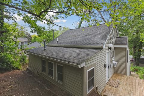 A home in Putnam Twp