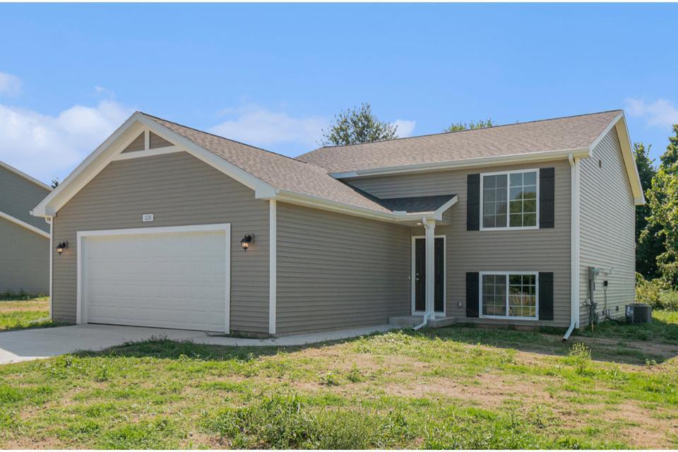 View Royalton Twp, MI 49085 house