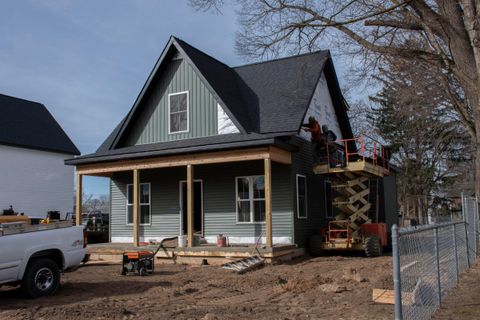 A home in DowagiacCity_Cass