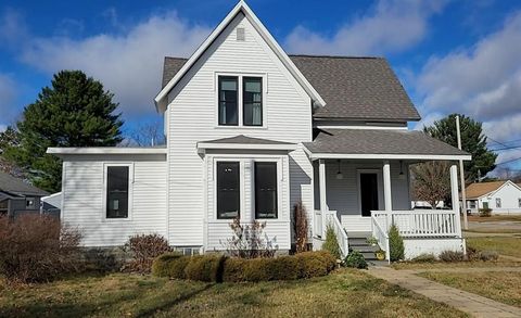 A home in Grayling Twp