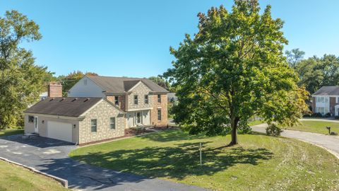 A home in Bloomfield Twp