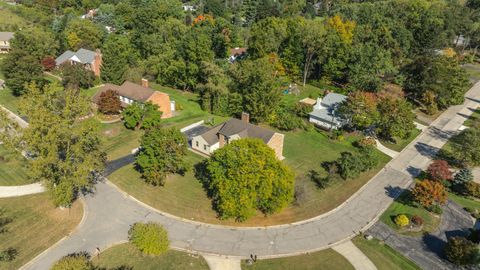 A home in Bloomfield Twp