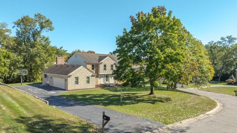 A home in Bloomfield Twp