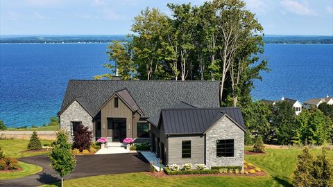 A home in Peninsula Twp