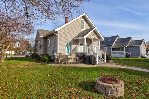 A home in Birch Run Vlg