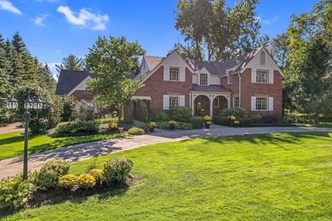 A home in Bloomfield Twp