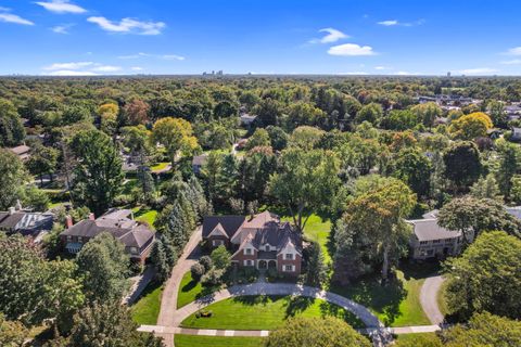 A home in Bloomfield Twp