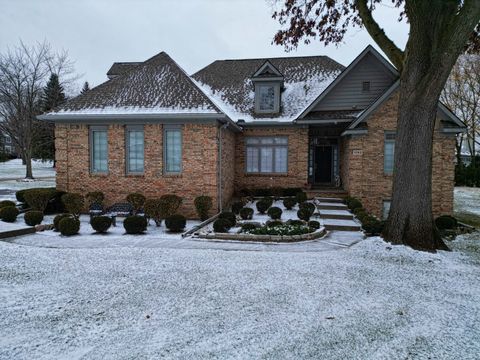 A home in Commerce Twp