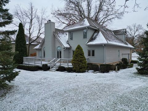 A home in Commerce Twp