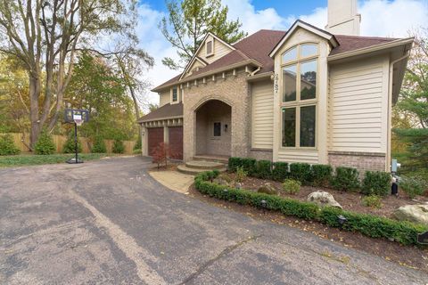 A home in West Bloomfield Twp