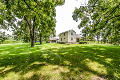 A home in Cohoctah Twp