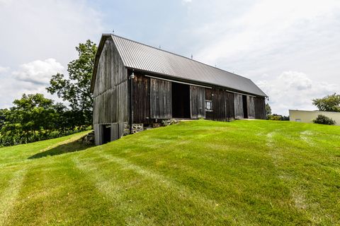 A home in Cohoctah Twp