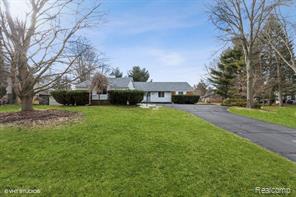 5148 GREENFIELD Road