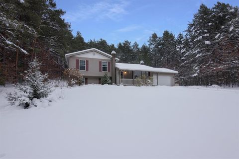 A home in Paradise Twp