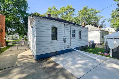 A home in Harper Woods