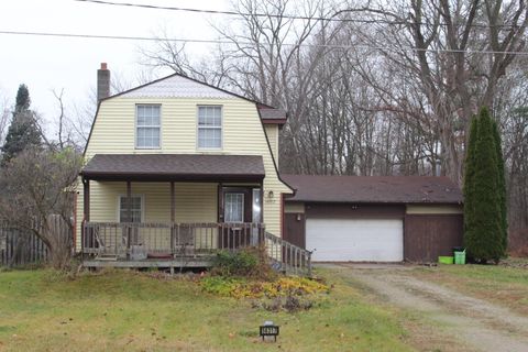 A home in Thetford Twp