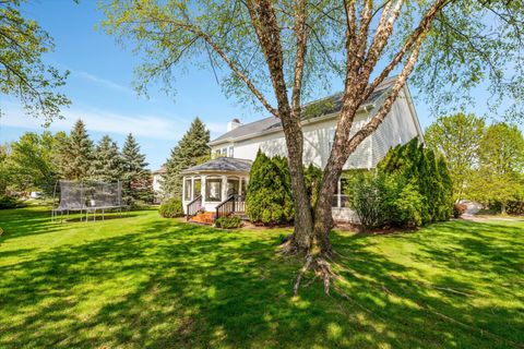 A home in West Bloomfield Twp