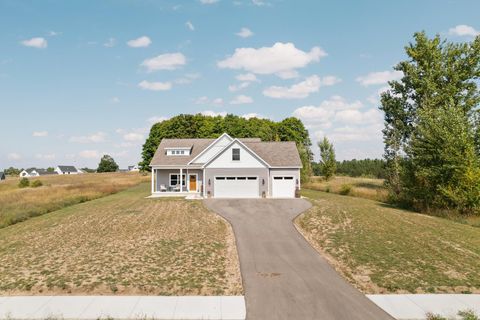 A home in Long Lake Twp