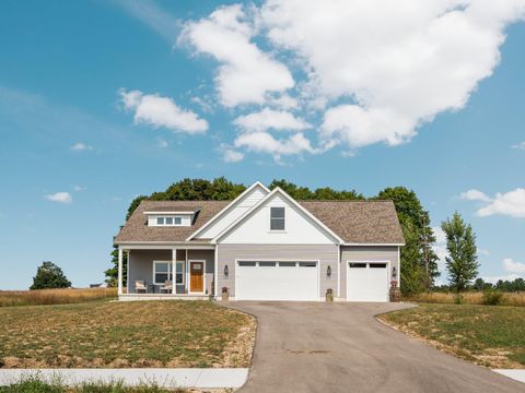 A home in Long Lake Twp