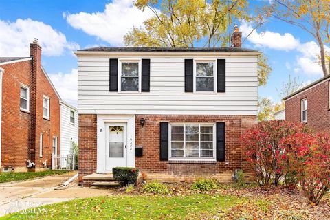 A home in Grosse Pointe Woods