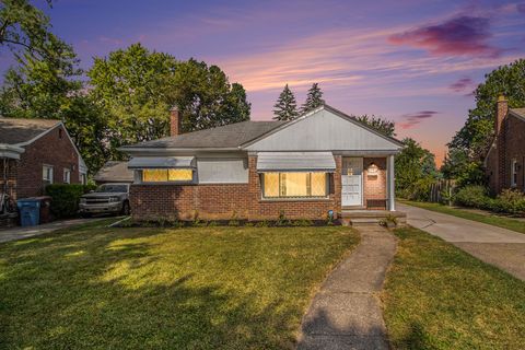 A home in Inkster