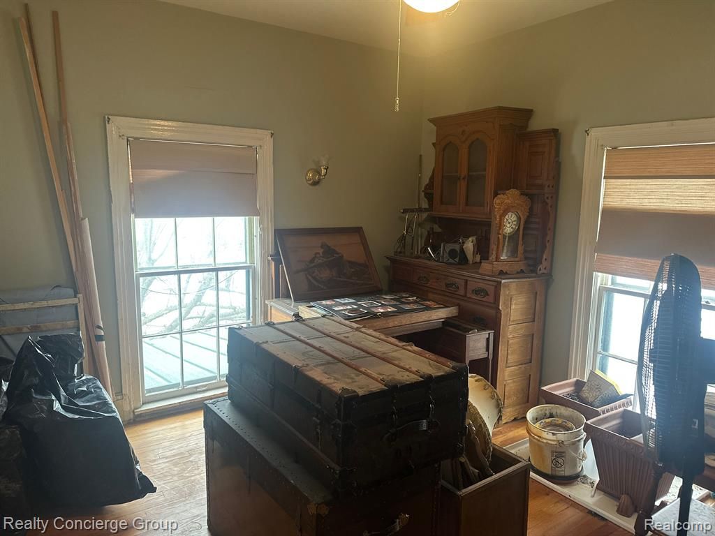 listing image 38