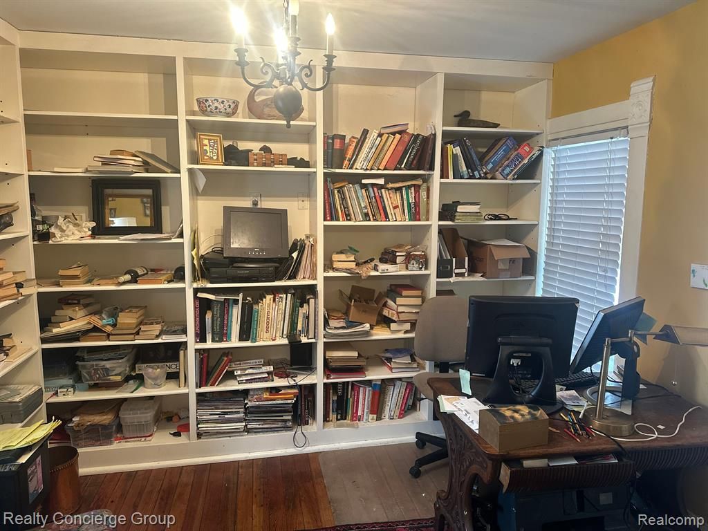 listing image 17