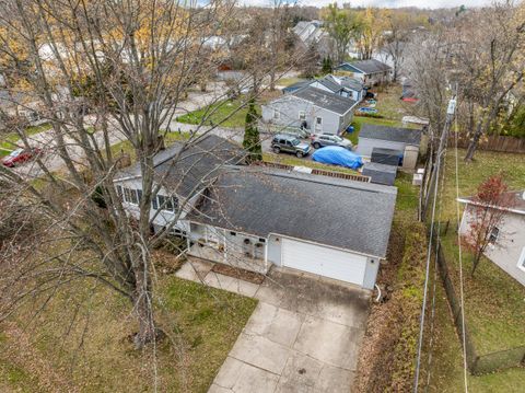 A home in Waterford Twp