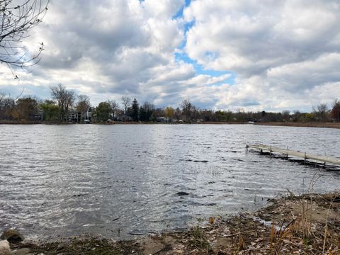 A home in Waterford Twp