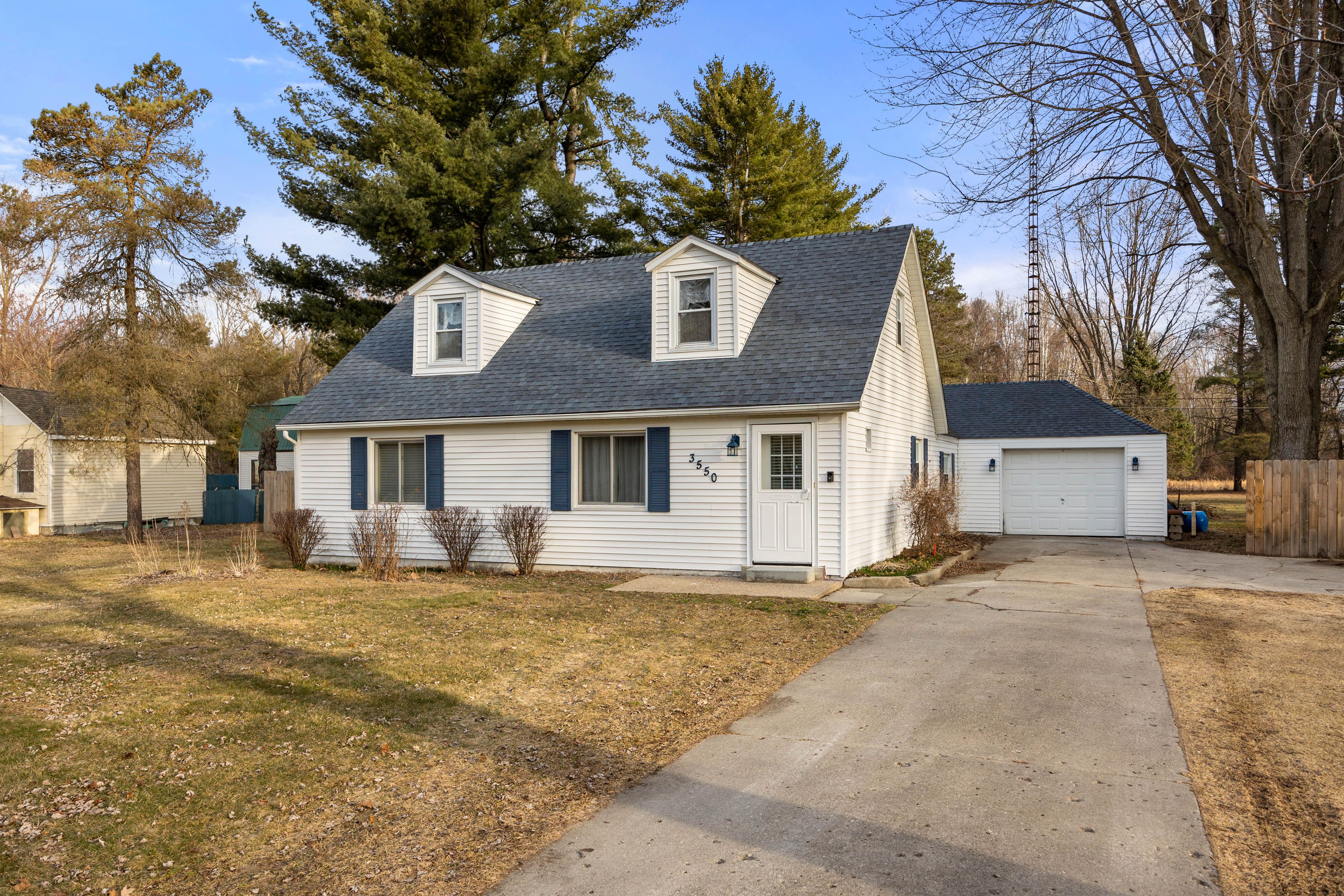 Listing image 1
