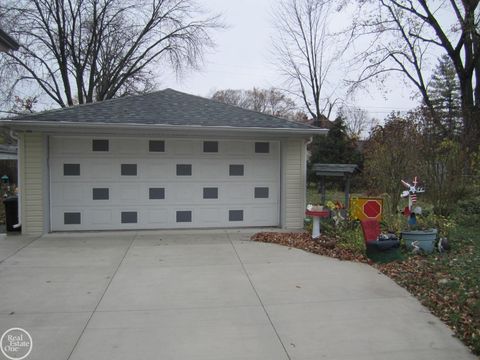 A home in Livonia